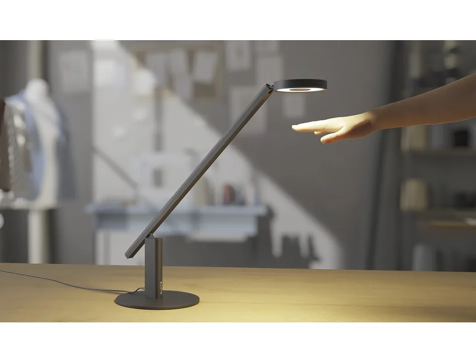 Lampe de table durable luctra table lite base flux lumineux 900lm socle diam. 210mm hauteur 400-620mm coloris