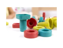 Lot de vis et boulons eco conãus miniland fibre plastique et bois 100% recycleble 24 pieces et 4