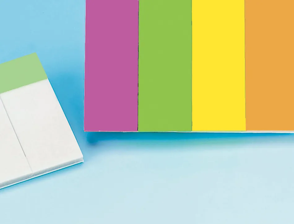 Marque-pages q-connect 20x50mm 200f repositionnable coloris fluorescents pochette 4 blocs 50f