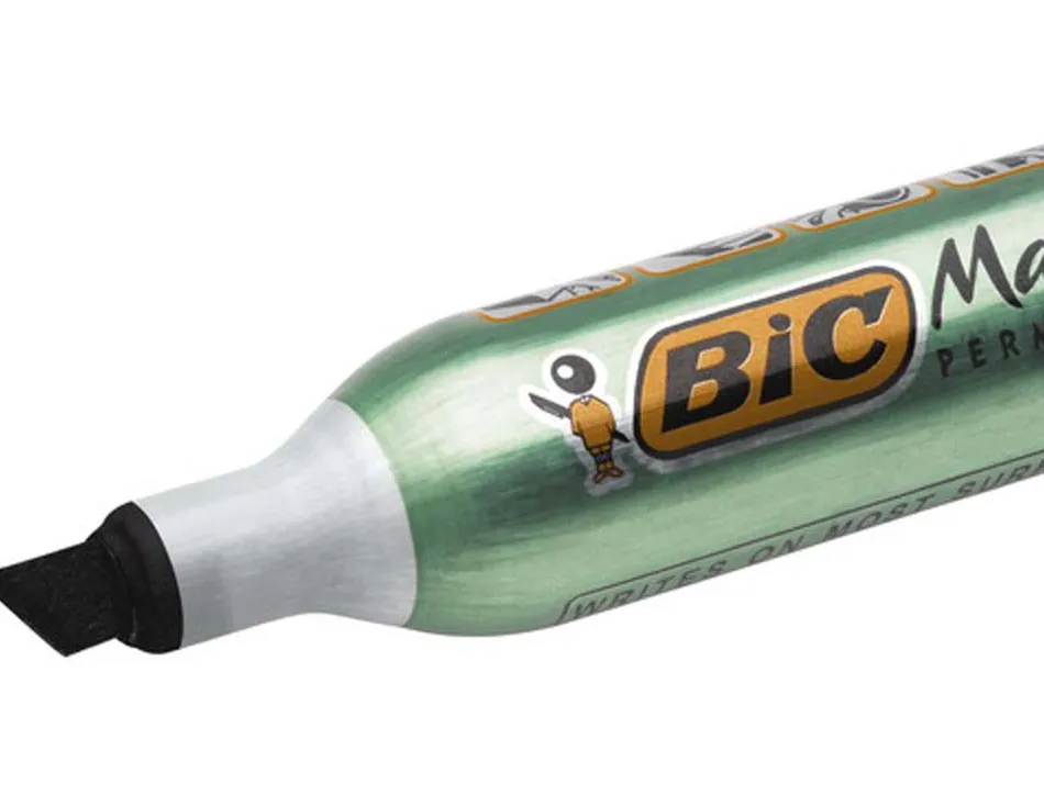 Marqueur bic permanent onyx marker 1481 pointe biseautée 4/7mm tous supports noir pack 20 unités + 4 gratuits
