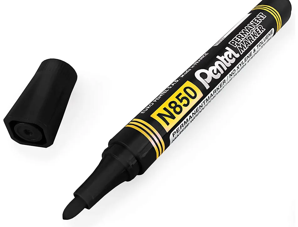 Marqueur pentel permanent pointe conique moyenne 4,20mm encre indelebible faible odeurtous supports coloris noir