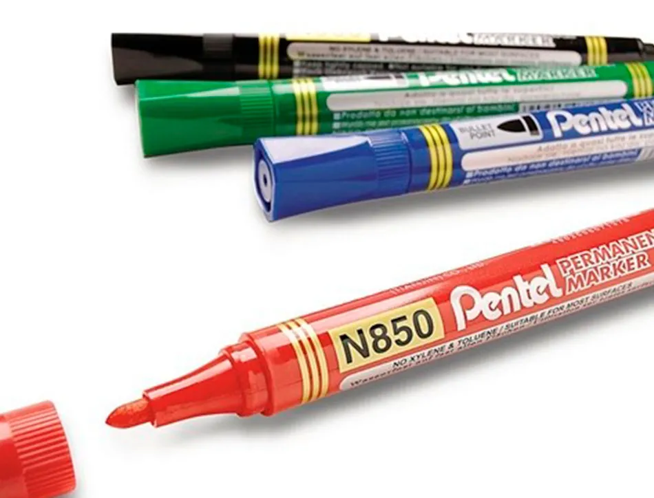 Marqueur pentel permanent pointe conique moyenne 4,20mm encre indelebible faible odeurtous supports coloris bleu