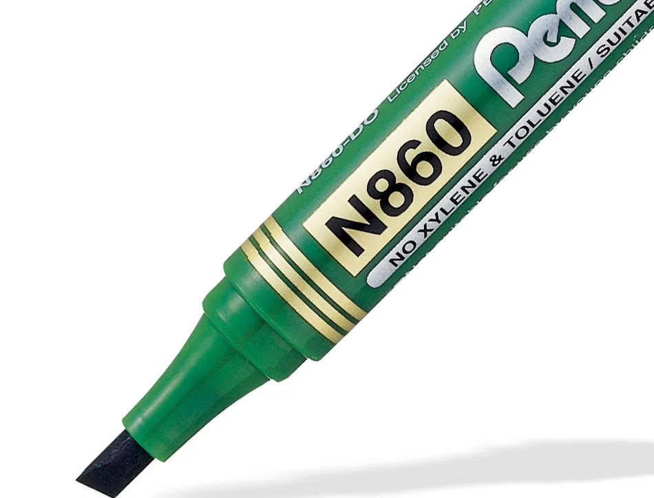 Marqueur permanent pentel pointe biseautee moyenne 2,3/4,5mm encre faible odeur coloris vert