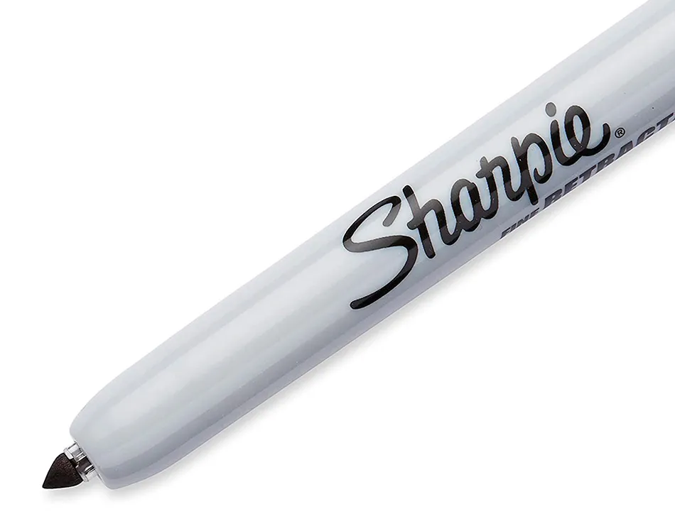 Marqueur permanent sharpie retractable pointe fine conique ogive 1mm clapet de protection encre couleur