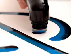 Marqueur posca peinture pointe ronde coloris bleu fonce