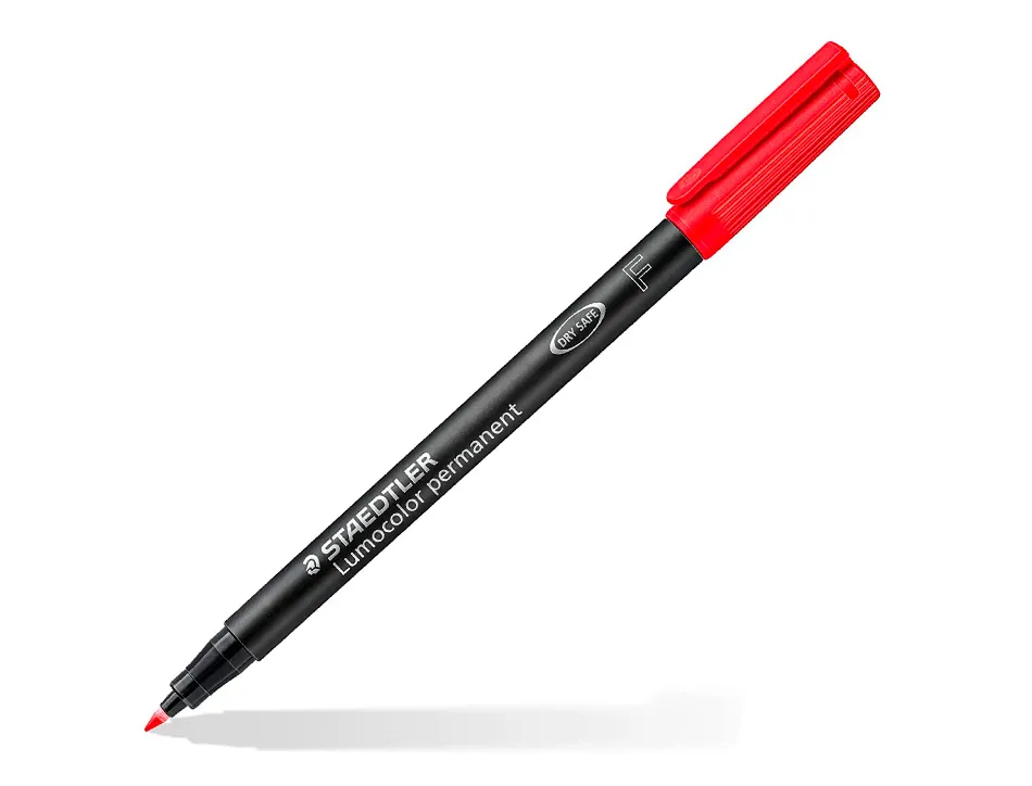 Marqueur staedtler permanent dry safe lumocolor 318 pointe fine 0,6mm coloris assrotis etui de 6 feutres