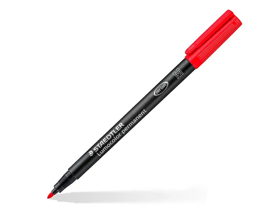 Marqueur staedtler permanent dry safe lumocolor 317 pointe moyenne 1mm coloris assrotis etui de 14 feutres