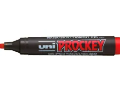 Marqueur uniball uni prockey permanent pointe biseautée tracé 2/5mm encre sans alcool corps plastique coloris rouge