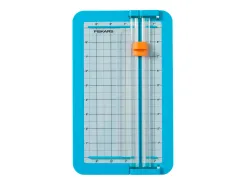 Massicot junior fiskars 29,2x17,8cm protection transparente coloris bleu