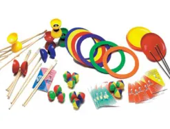 Pack jonglerie rototech:12 balles et 6 diabolos, 3 assiettes chinoise, 6 anneaux, 1 livret