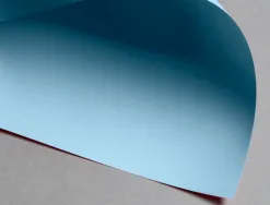 Papier clairefontaine multifonction laser couleur trophe a4 160g/m2 bleu vif parfaite opacite paquet 500