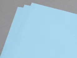 Papier clairefontaine multifonction laser couleur trophe a4 160g/m2 bleu vif parfaite opacite paquet 500