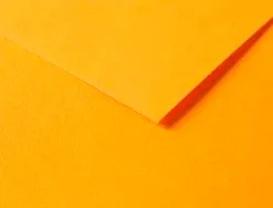 Papier dessin clairefontaine a grain 160g 1 surface grainee 1 lisse 50x65cm paquet 25f coloris orange vif