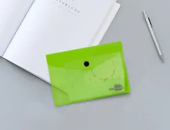 Pochette enveloppe liderpapel polypropylène 180 microns a7 105x74mm 50f fermeture bouton résistant transparent vert