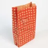 Pochettes kraft fond rouge 50g/m 15x31x6 cm sachet de 50 un