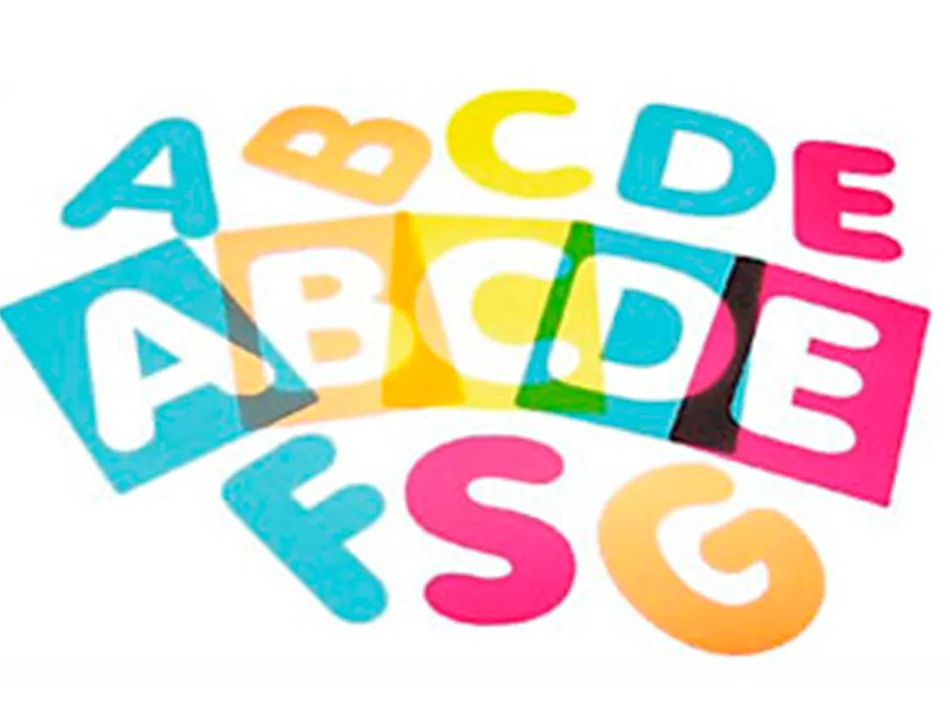 Pochoir alphabet culture club en plastique lettres majuscules 20x16cm paquet 26 unites