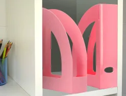 Porte-revues q-connect plastique 320x250x80mm coloris rose pastel
