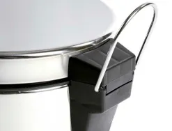 Poubelle metallique q-connect avec pedale chrome capacite 20 litres dim. 430x290mm