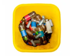 Poubelle q-connect conteneur plastique couvercle 100l 470x750x370mm plastique emballages coloris jaune