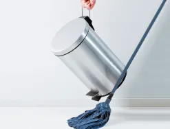 Poubelle q-connect métallique effet miroir pédale 6l 320x210mm