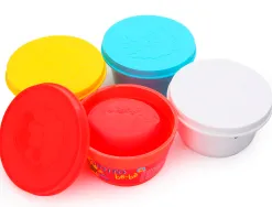 Pâte à modeler giotto be-bè testé dermatologiquement coloris assortis rouge jaune cyan blanc 4 pots 100g
