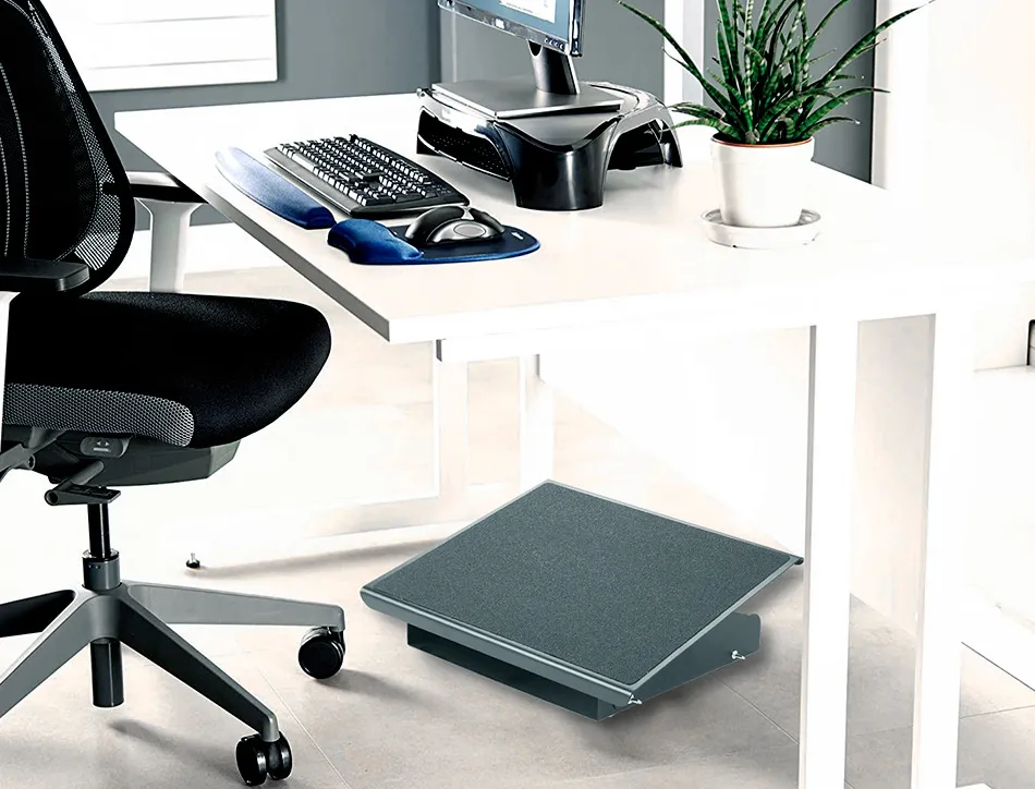 Repose-pieds métallique q-connect ajustable 415x326x103mm
