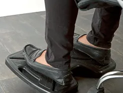 Repose-pieds unilux updown inclinable abs surface silicone 45x30cm coloris noir