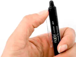 Roller pilot frixion clicker écriture moyenne 0.35mm encre effaçable gomme sertie grip prehension rechargeable noir