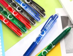 Roller q-connect écriture moyenne 0.7mm encre effaçable grip préhension gomme sertie coloris noir