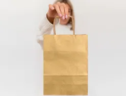Sac papier q-connect kraft l anse torsadee 320x400x14mm coloris or