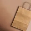 Sac papier q-connect kraft naturel lisse xs anse torsadee 180x240x80mm