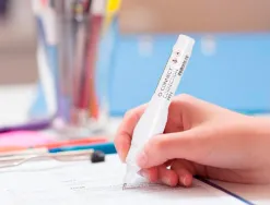 Stylo correcteur q-connect largeur bille 0.5mm séchage rapide 8ml