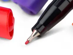 Stylo feutre bic intensity pointe fine corps noir verni couleurs rouge lot 12 unites