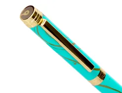 Stylo-bille belius aqua aluminium details et attributs or encre bleue coloris turquoise dans coffret cadeau