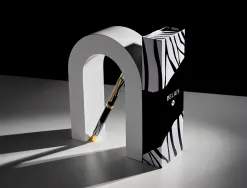 Stylo-bille belius b&w aluminium attributs or encre bleue coloris noir zebrures blanches dans coffret cadeau