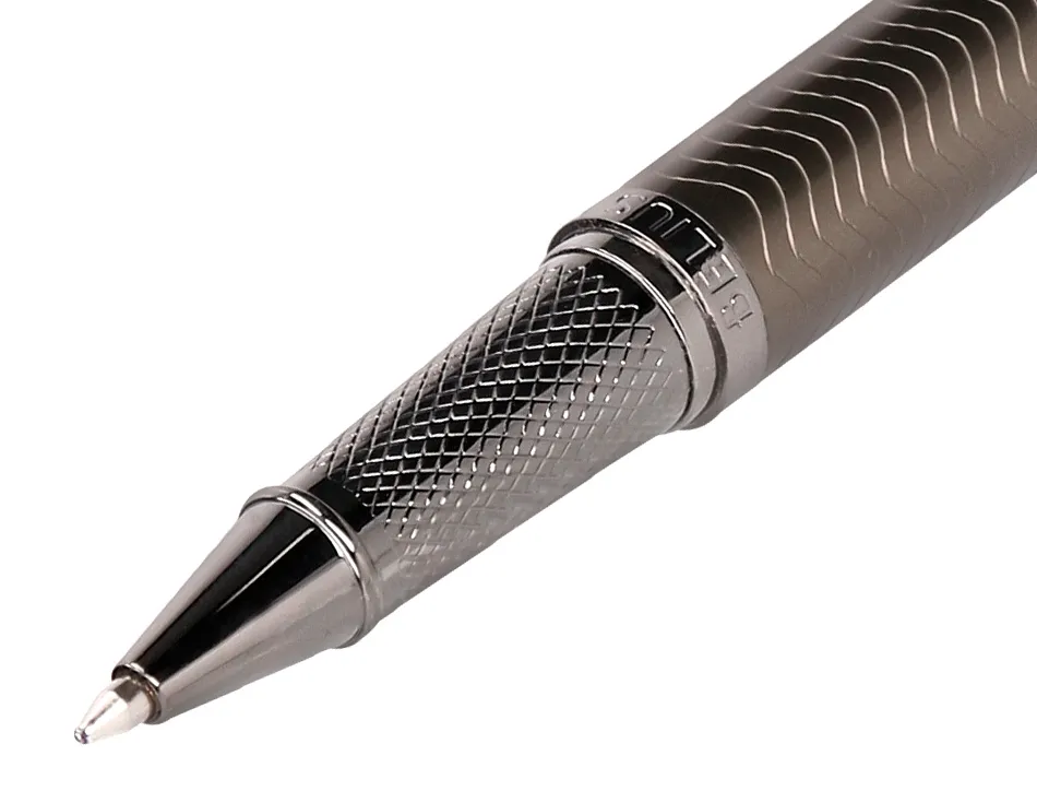 Stylo-bille belius neptuno aluminium texture ondulee attributs gun encre bleue coloris kaki dans coffret cadeau