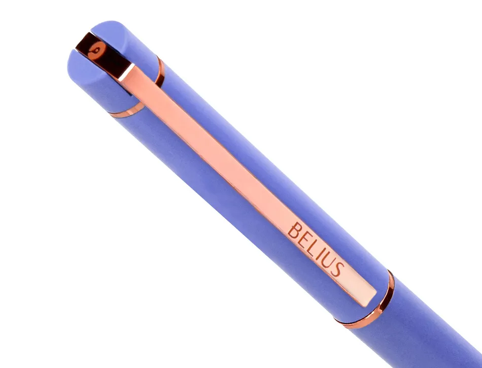 Stylo-bille belius rose aluminium details et attributs or rose encre bleue coloris lavande dans coffret cadeau