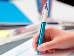 Stylo-bille bic 4 colours shine bleu pointe moyenne couleur classique