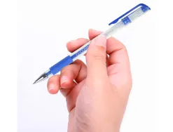 Stylo-bille q-connect écriture moyenne 0.5mm corps translucide grip caoutchouc coloris bleu