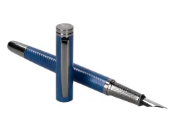 Stylo-plume belius neptuno aluminium texture ondulee attributs gun encre bleue coloris bleu marine dans coffret cadeau