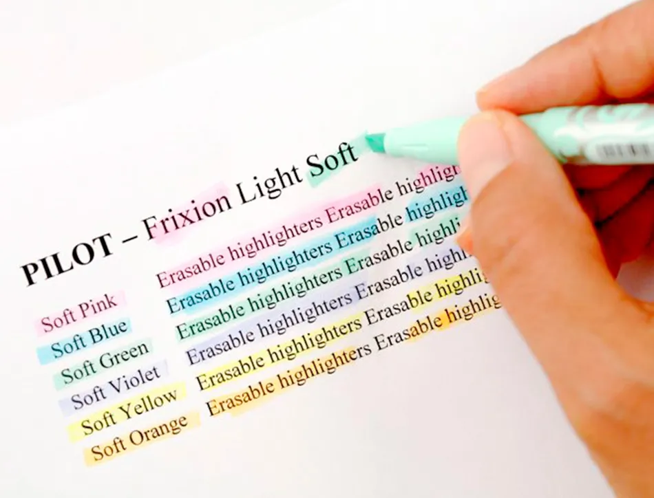 Surligneur pilot frixion light natural effacable pointe moyenne biseautee coloris bleu ciel