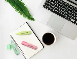Surligneur q-connect fluorescent pastel pointe biseautee etui de bureau 8 coloris assortis
