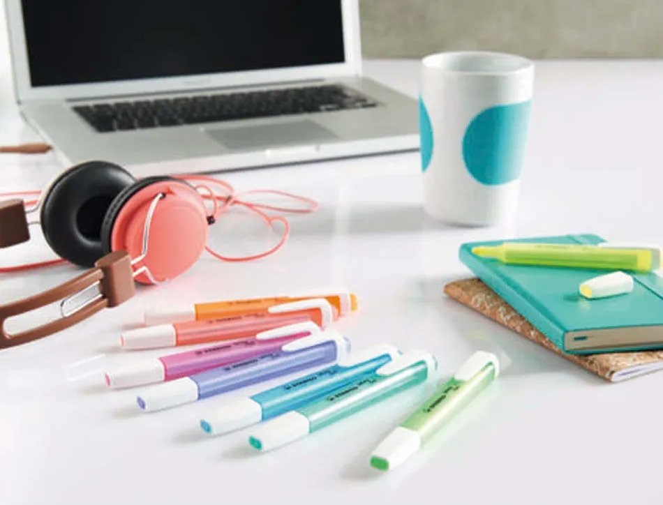 Surligneur stabilo swing cool modèle de poche avec agrafe tracé 1/3mm encre liquide pigmentée visible pochette 6 unités