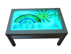 Table éclairage en bois de hêtre superficie méthacrylate blanc et lumières led 90x55x45cm