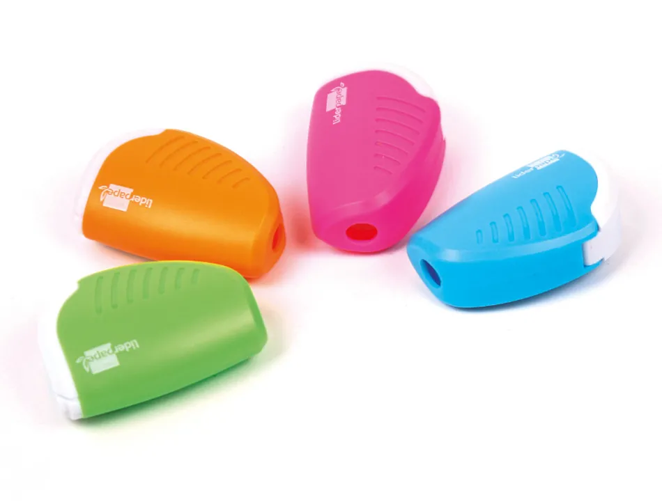 Taille-crayon liderpapel plastique réservoir à copeaux non détachable 1 usage coloris assortis
