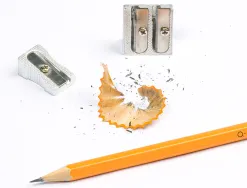 Taille-crayon q-connect classique aluminium robuste résistant 1 usage