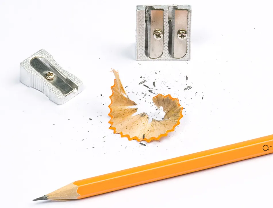 Taille-crayon q-connect classique aluminium robuste résistant 1 usage