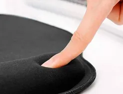 Tapis souris q-connect repose-poignet ergonomique mousse grand confort facilement nettoyable coloris noir