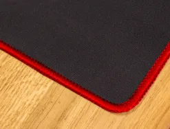 Tapis souris q-connect xxl 900x400mm coloris noir avec bord rouge