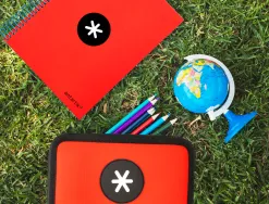 Trousse garnie antartik 2 compartiments 28 pieces rouge